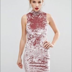 New Look Crushed Velvet Bodycon Dress